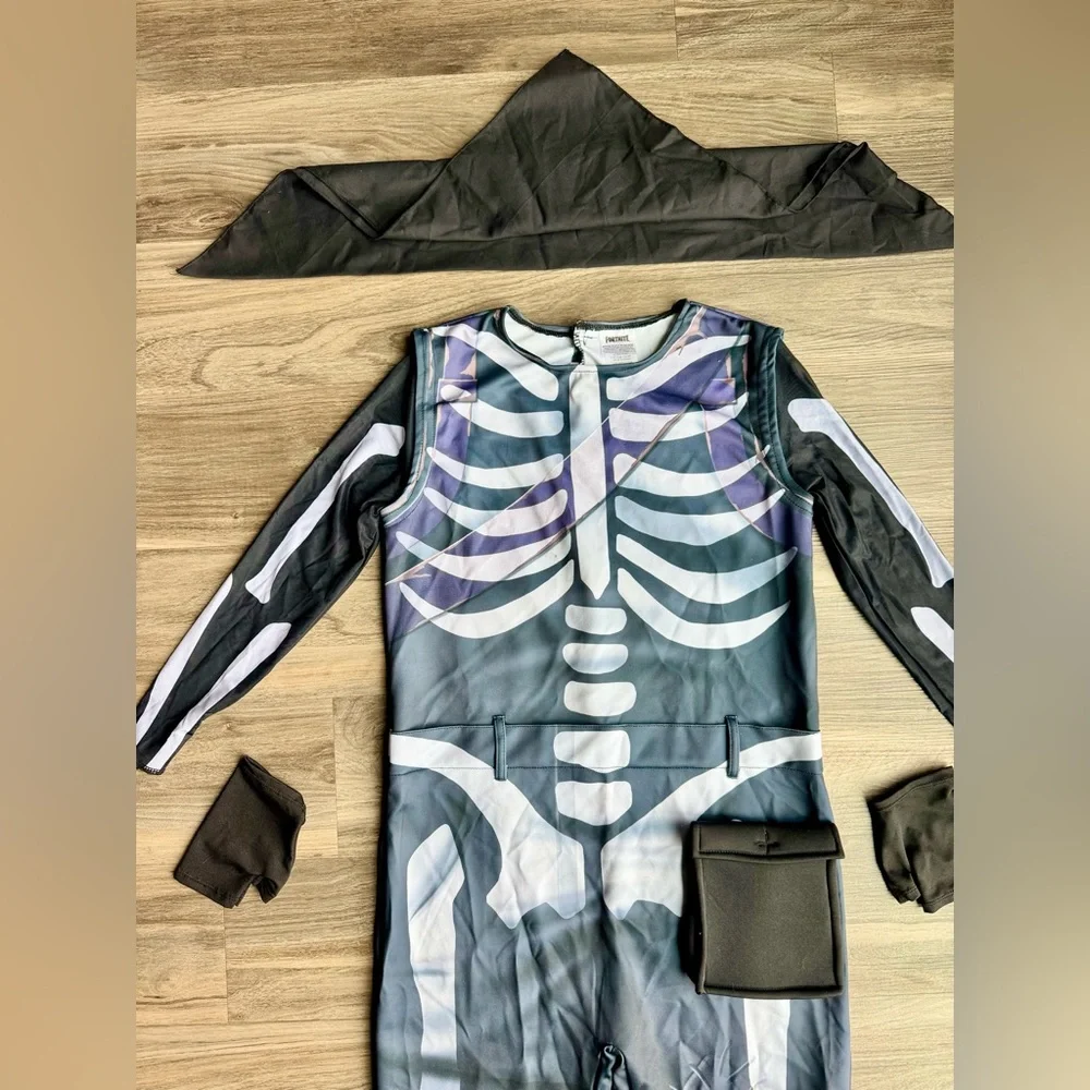 Spirit Halloween / Fortnite fortnite skull
